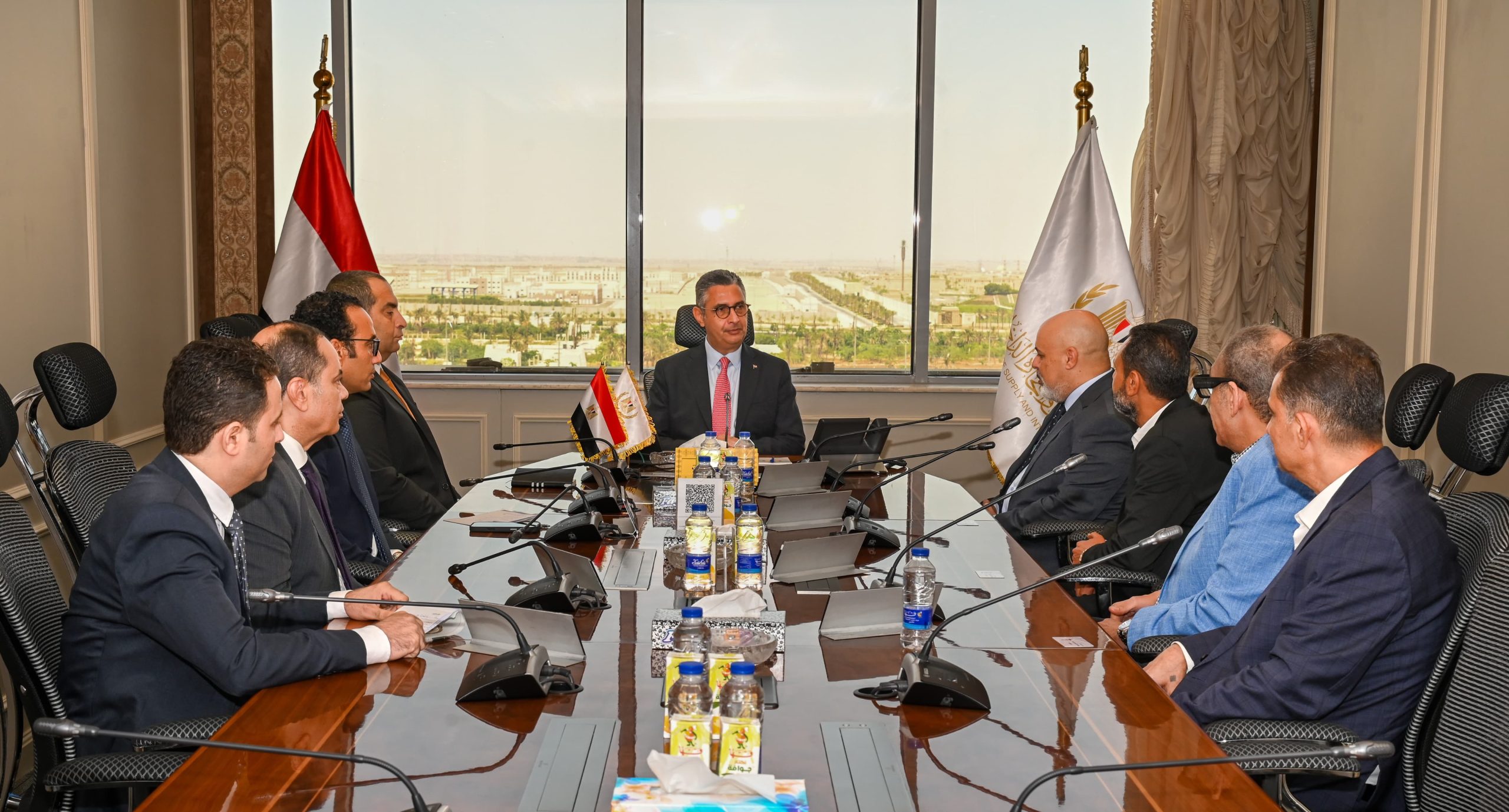 فاروق يبحث مع شعبة صناعة الذهب باتحاد الصناعات المصرية جهود تطوير وتنظيم أسواق الذهب