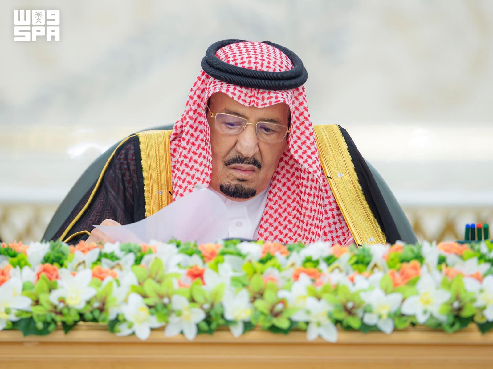 الوزراء السعودى يؤكد رفضه القاطع لجميع المحاولات الرامية إلى تغيير الوضع القانوني والتاريخي لمدينة القدس أو المساس بهويتها