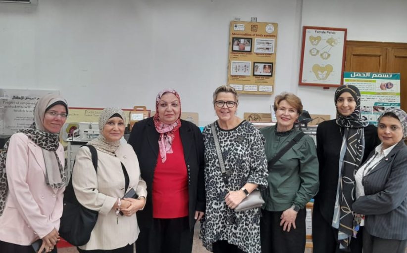 نقيب التمريض تشارك في إطلاق برنامج تطوير مهارات التدريس في مجال القبالة بجامعة عين شمس