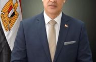 رئيس جامعة أسيوط يقرر صرف مكافأة شهر من الراتب الأساسي للعاملين بالجامعة