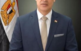 رئيس جامعة أسيوط يقرر صرف مكافأة شهر من الراتب الأساسي للعاملين بالجامعة