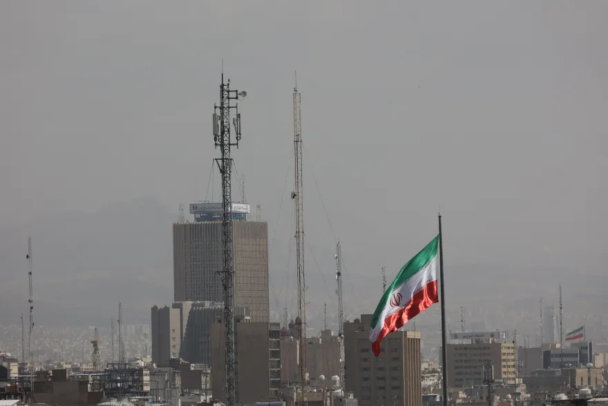 طهران تشكك في روايتي قطر والكويت بشأن احتجاز إيرانيين