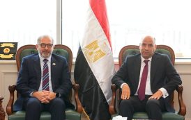 وزارة العمل والهيئة العامة للتأمين الصحي الشامل تبحثان خطة لتوسيع الحماية الصحية والاجتماعية للعمالة غير المنتظمة