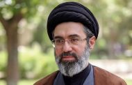 خامنئي في رسالة مكتوبة لحكام الخليج: “اعرفوا عدوكم الحقيقي”
