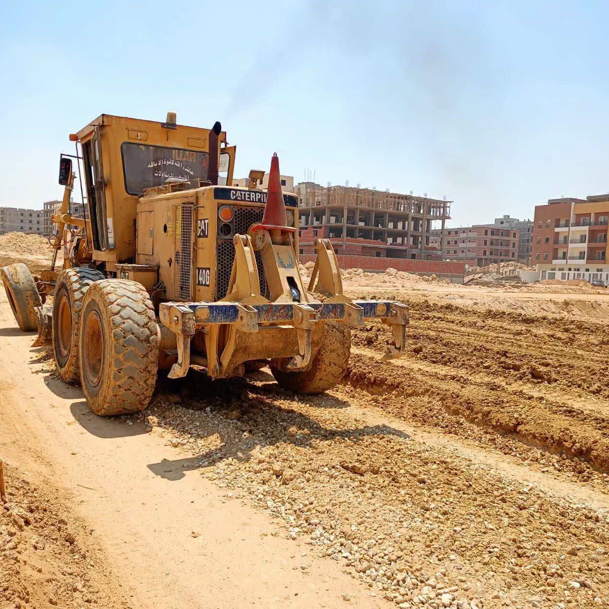 استمرار أعمال تطوير وتنفيذ مشروعات المرافق والطرق ورفع الكفاءة بمناطق «بيت الوطن» بالقاهرة الجديدة