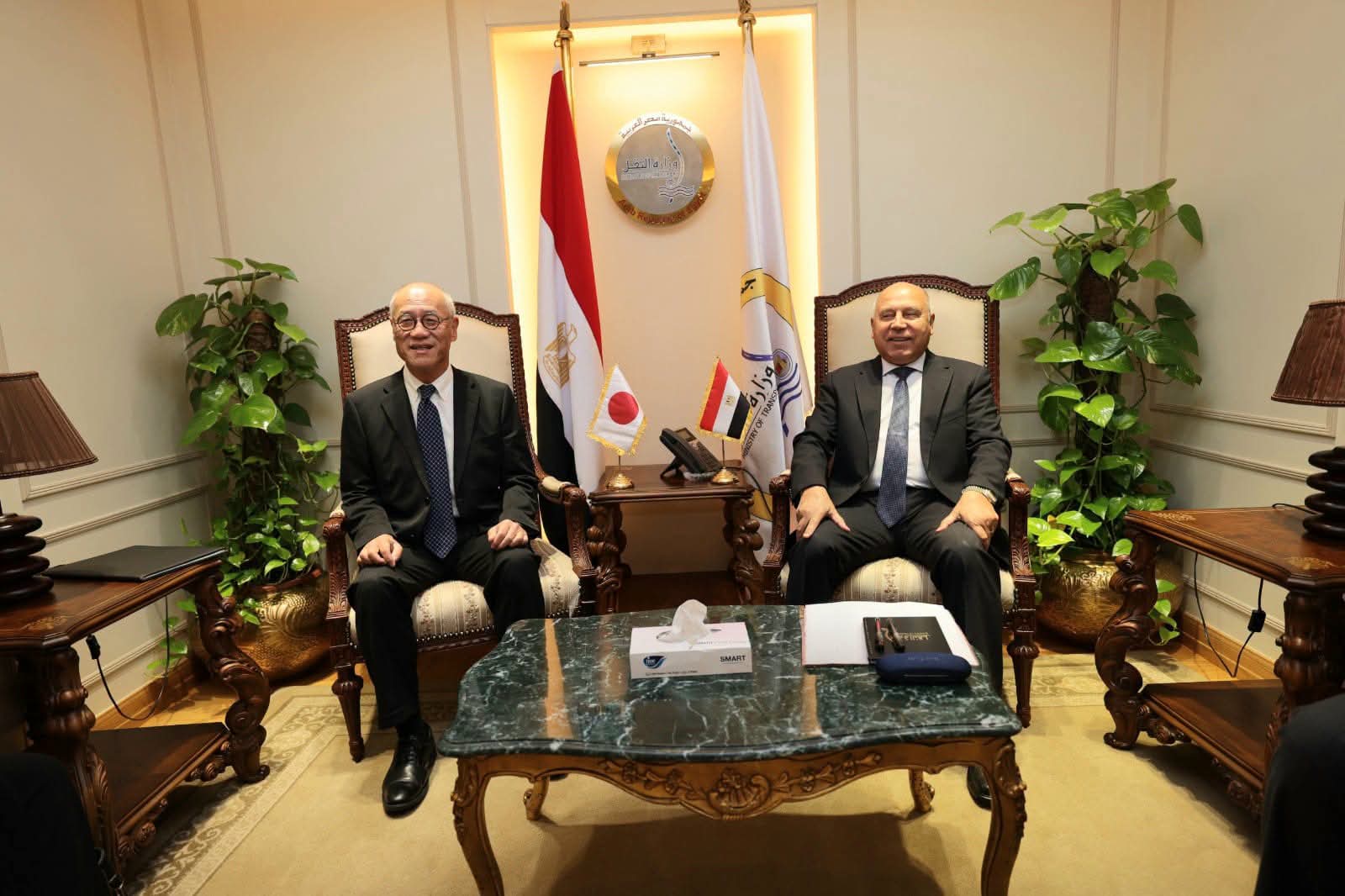 وزير النقل يبحث مع سفير اليابان تعزيز التعاون في قطاع النقل ومتابعة تنفيذ المرحلة الأولى من الخط الرابع للمترو
