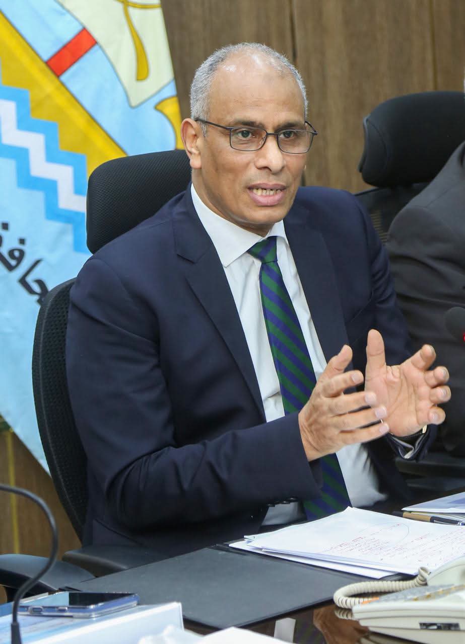 استجابةً لأهالينا.. محافظ كفرالشيخ يوجه بصيانة وتطوير شبكة الصرف الصحي بقلين