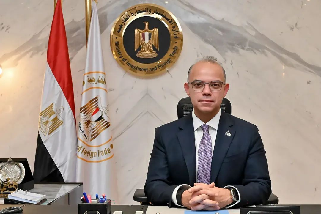 الحكومة تُصلح آليات تنفيذ الصفقات.. لكن أسباب نزوح الاستثمارات أعمق من التعديلات المطروحة
