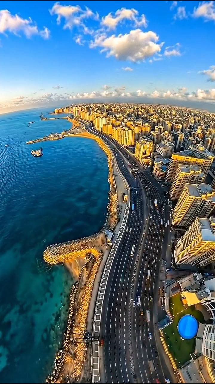 القاهرة تحت وطأة 